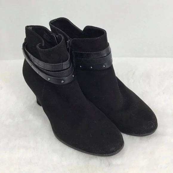 Aersoles Women’s Crystalise Suede Leather Ankle Bootie W/Ankle Detail Size 7.5 - Picture 2 of 8